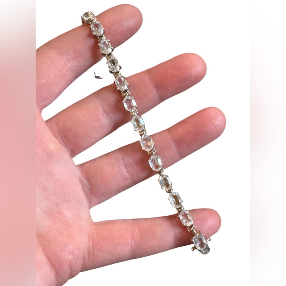 Elegant Sterling silver 925  Clear Topaz tennis bracelet Bracelet